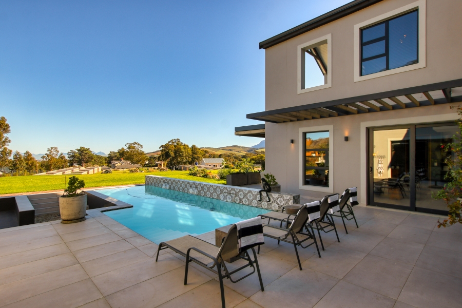 8 Bedroom Property for Sale in High Riding Country Estate Western Cape